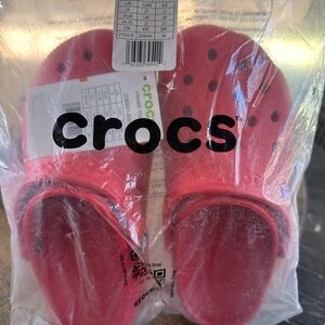 CROCS Vibrant Red Slip-On Clogs